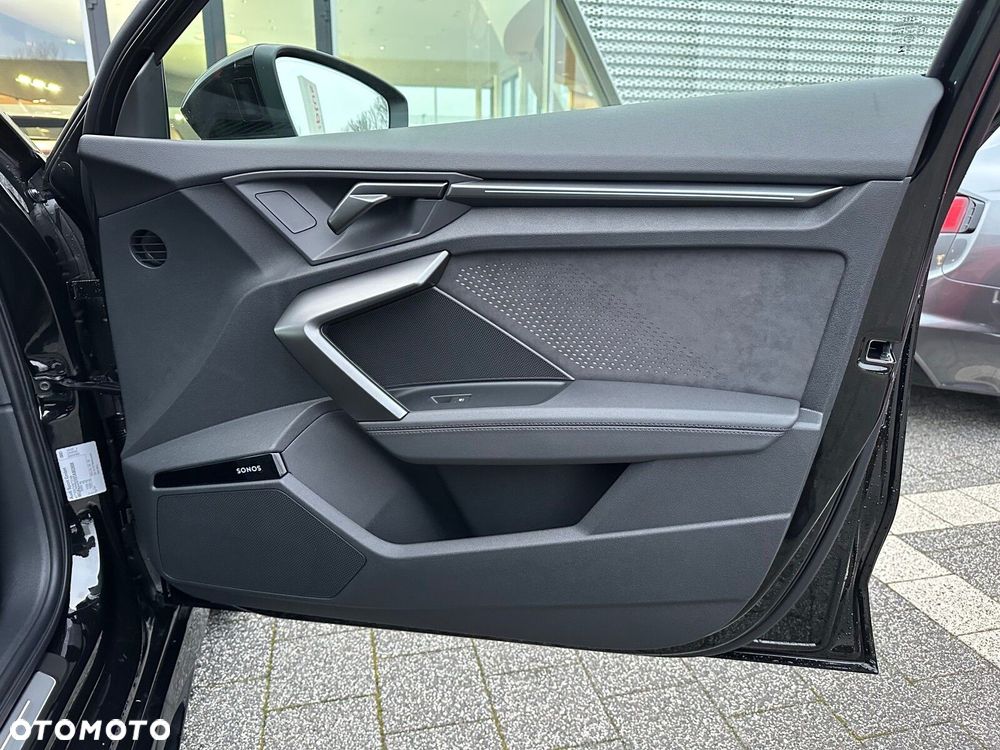 Audi RS3 Sportback - 22