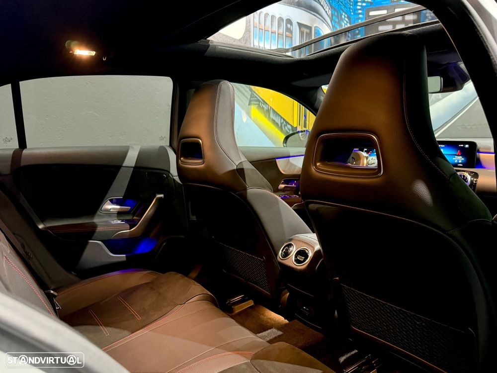 Mercedes-Benz A 250 e 8G-DCT Edition AMG Line - 18