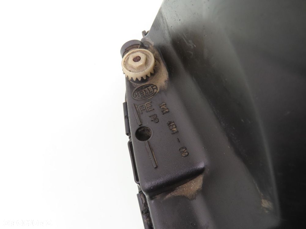LAMPA PRAWA PRZEDNIA AUDI 80 B4 14118400 - 4