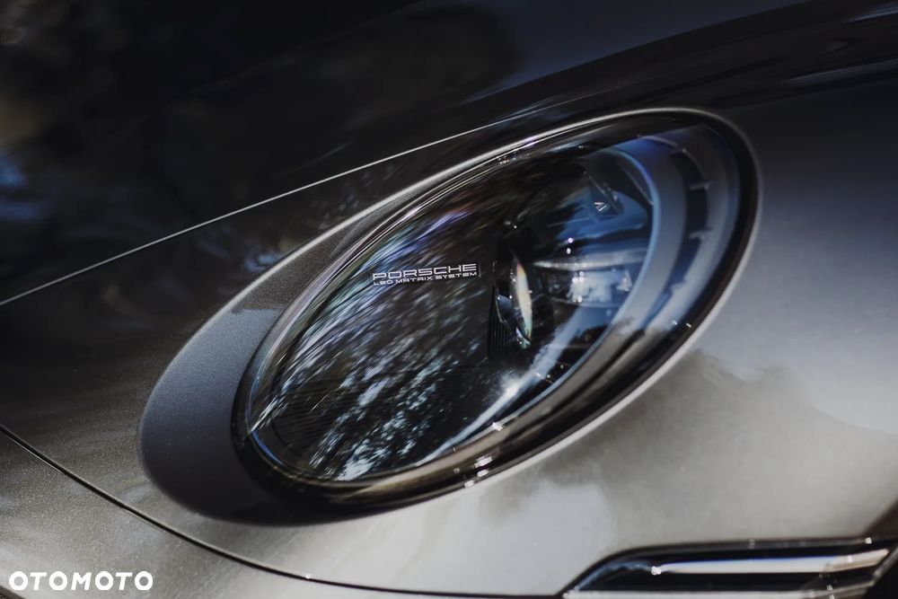 Porsche 911 Turbo S - 8