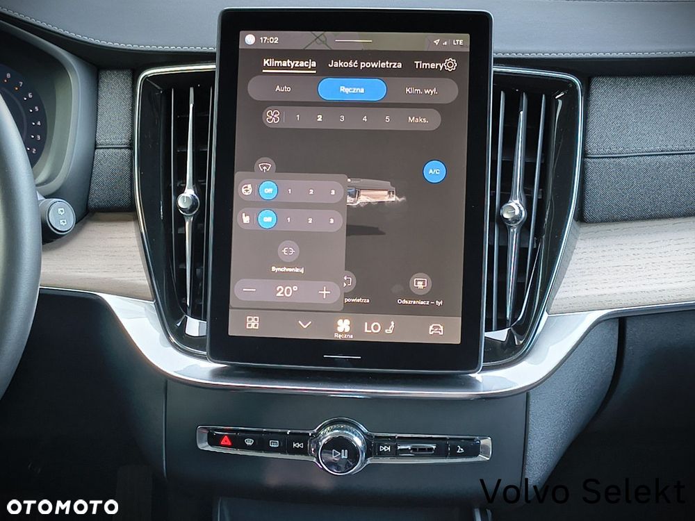 Volvo XC 90 - 19