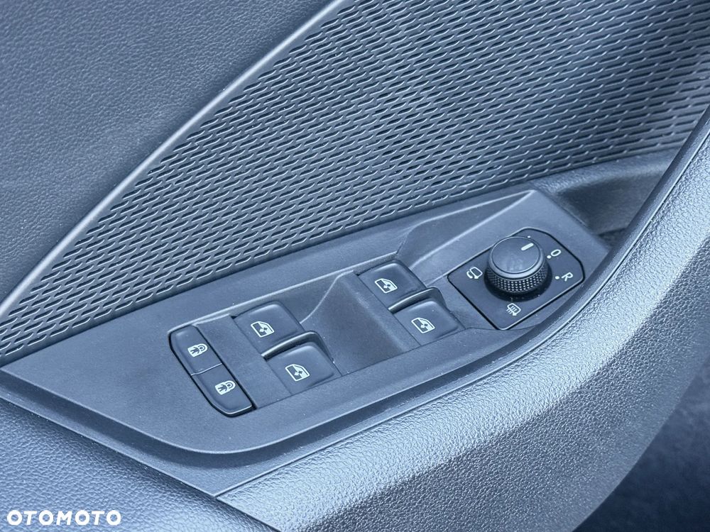 Skoda Octavia 2.0 TDI SCR Style DSG - 27