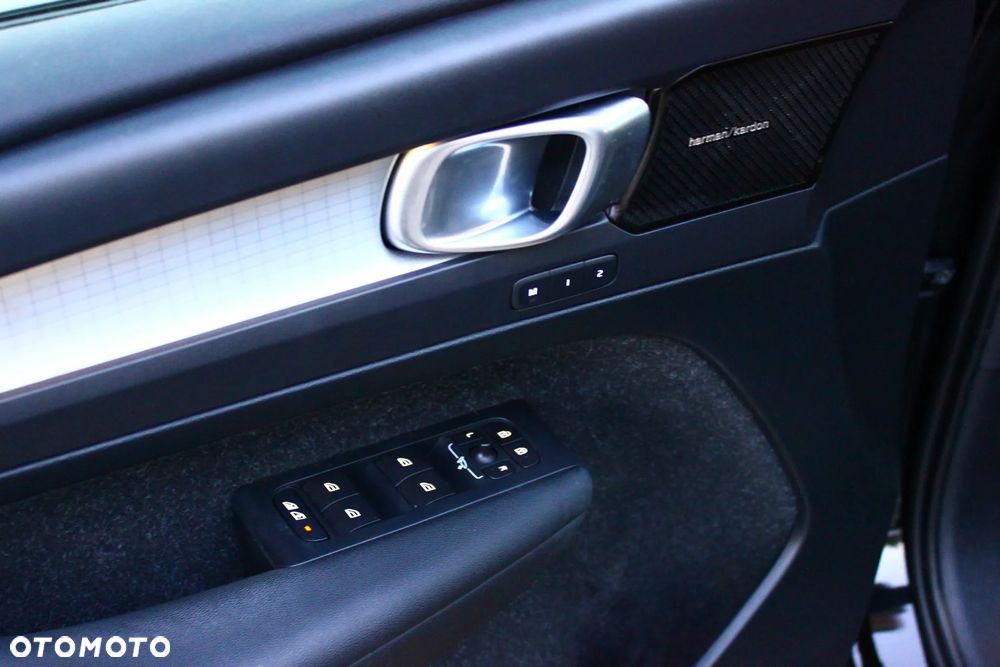 Volvo XC 40 D3 Momentum Pro - 27