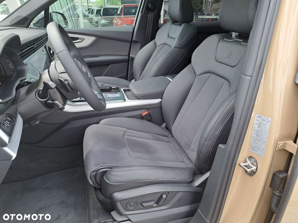 Audi Q7 - 14