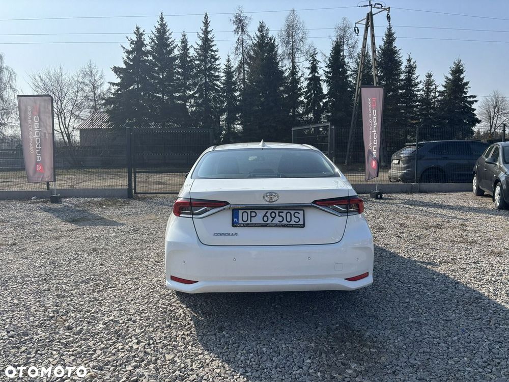 Toyota Corolla - 10