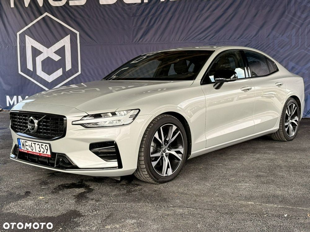 Volvo S60 B4 B R-Design - 3