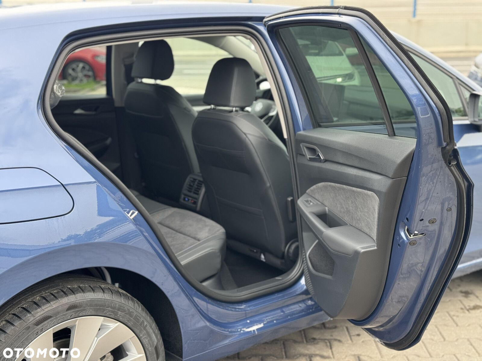 Volkswagen Golf - 16