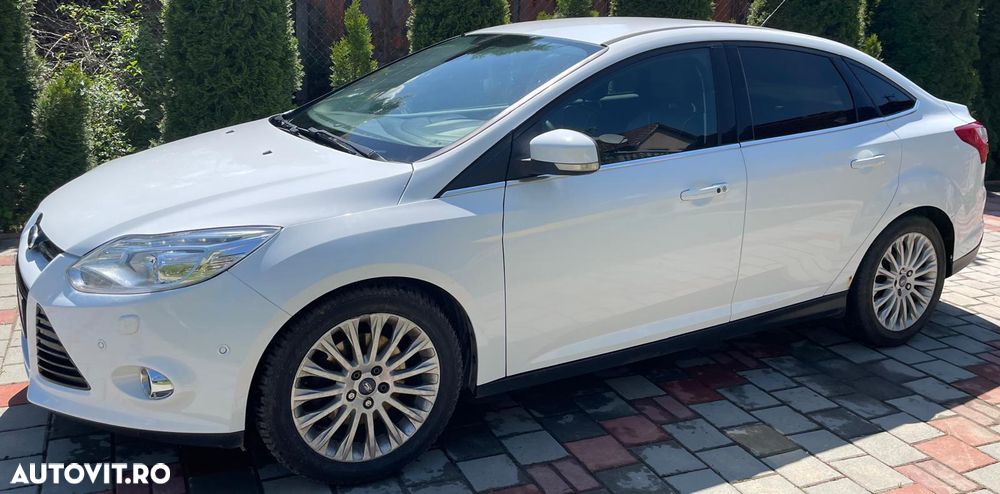 Ford Focus - 10