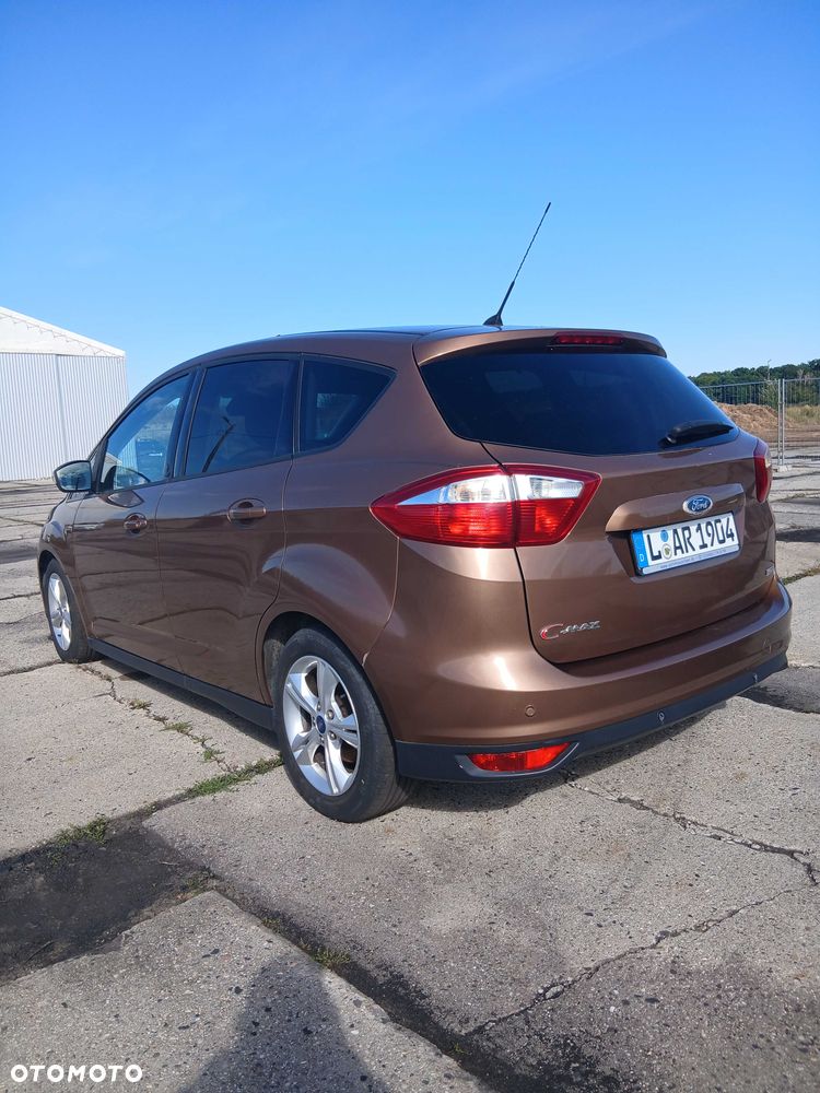 Ford C-Max 2013 photo 2