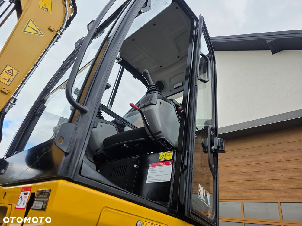Caterpillar CAT 302.7 D CR mini koparka szybkozłącze 3 łyżki piękna serwisowana 1 wł JCB sprowadzona - 34