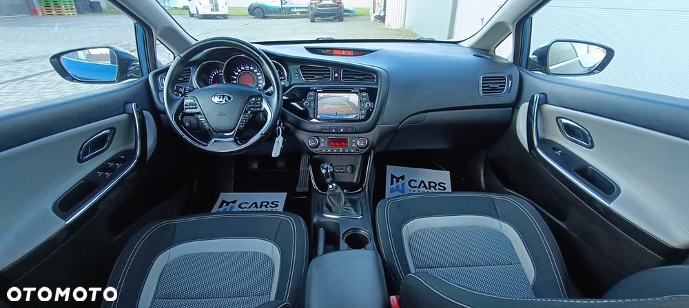 Kia Ceed - 26