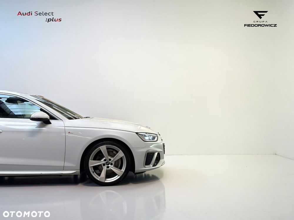 Audi A4 Limousine - 10