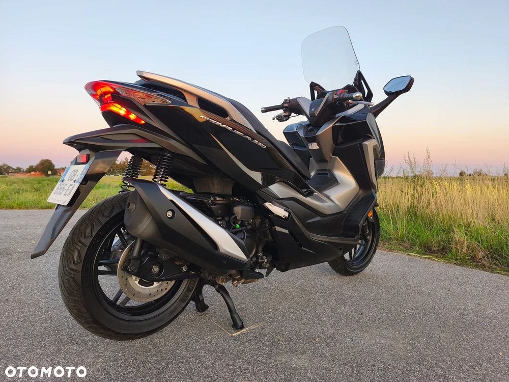 Honda NSS - 11