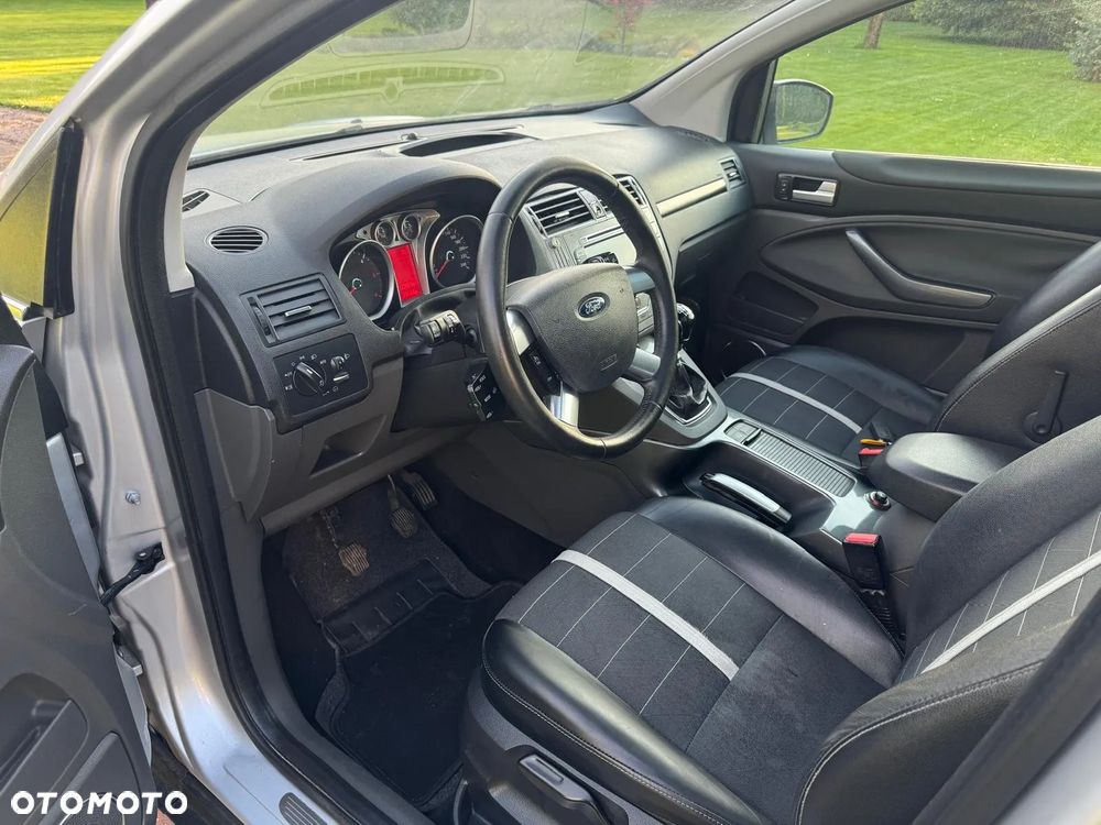 Ford Kuga 2.0 TDCi 4WD Titanium Plus - 2