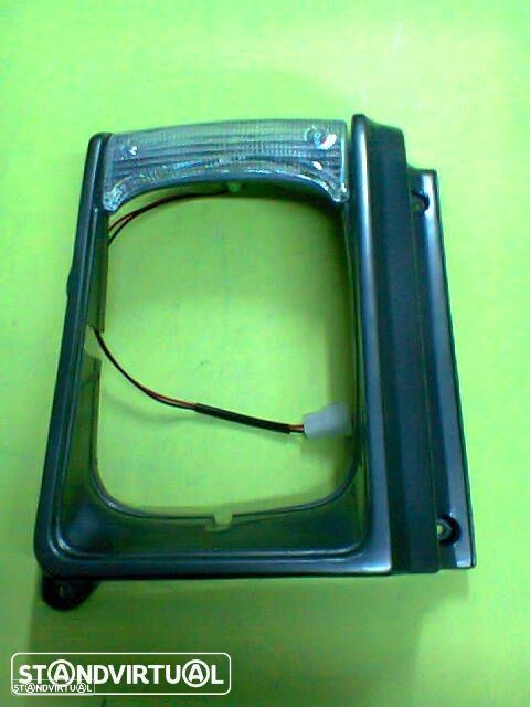 Aro / Aros de farol toyota hilux ln40 1981-1983 ( novos ) - 4