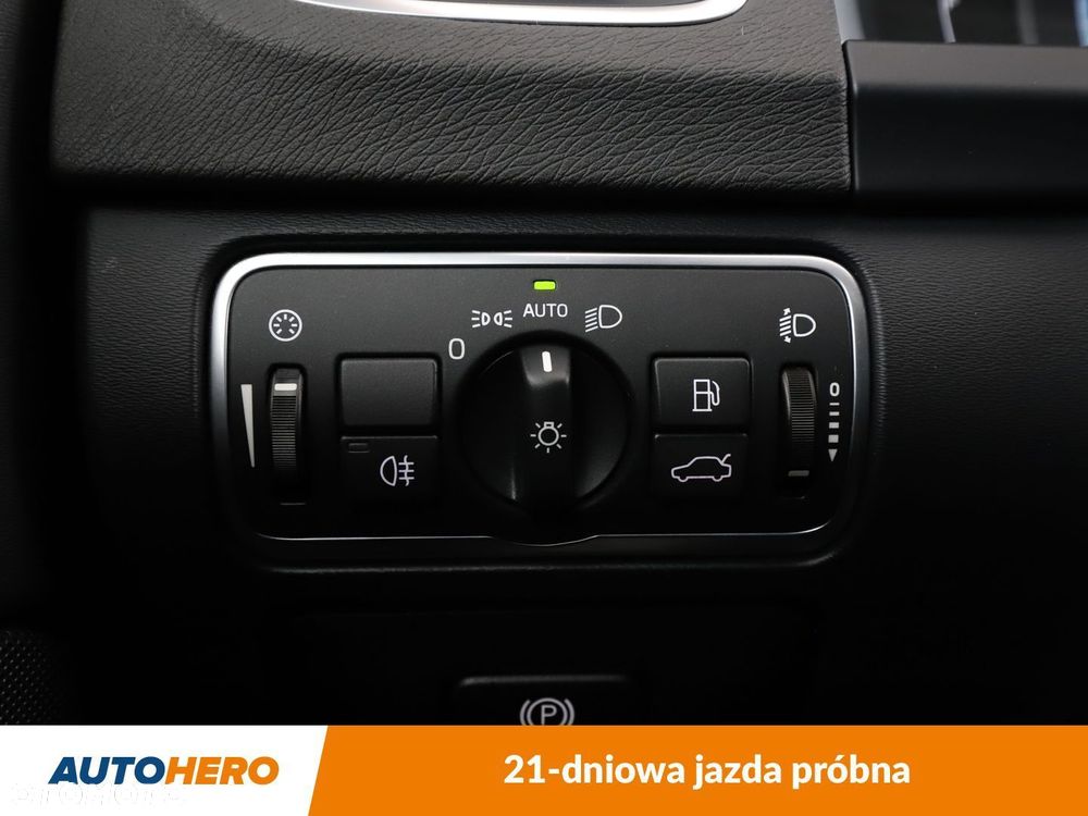 Volvo S60 - 30