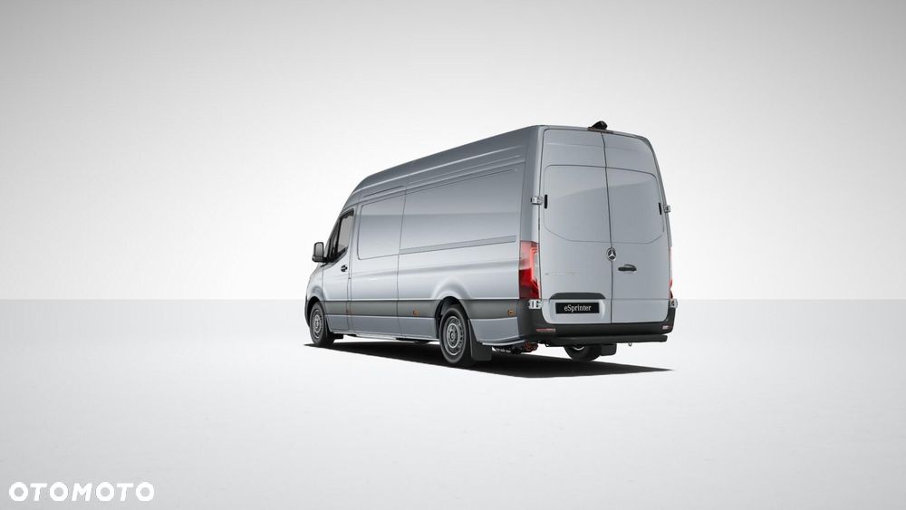 Mercedes-Benz eSprinter - 2
