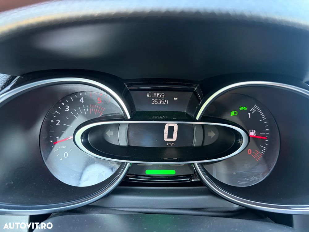Renault Clio - 2