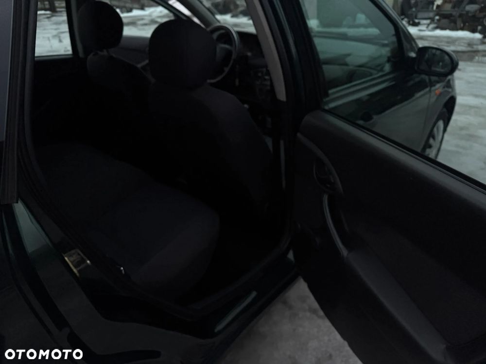 Ford Focus - 12