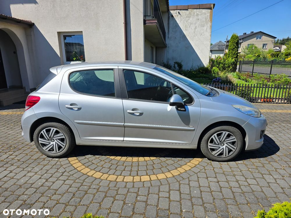 Peugeot 207 1.6 HDi Access 98g - 8