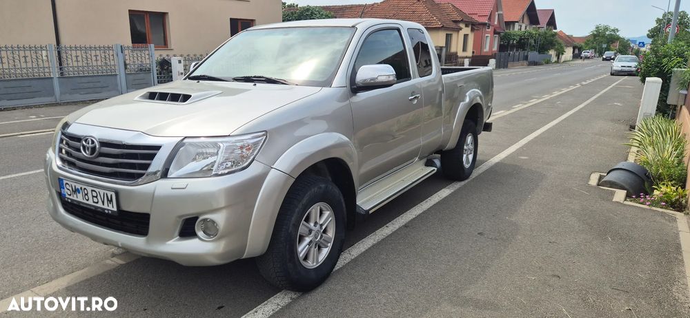 Toyota Hilux 4x4 Extra Cab DPF Comfort - 2