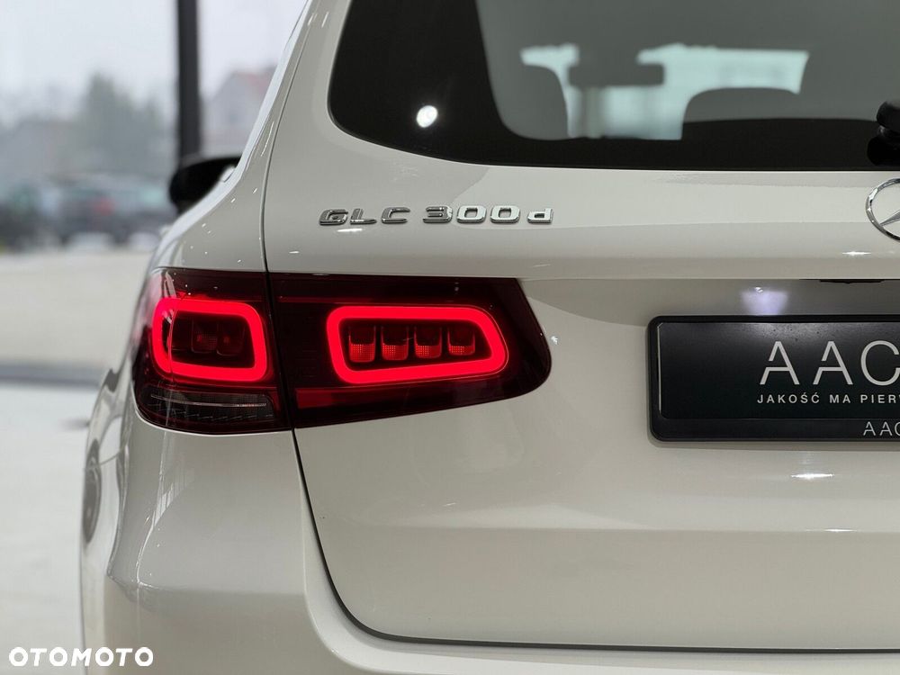 Mercedes-Benz GLC 300 d 4-Matic - 39
