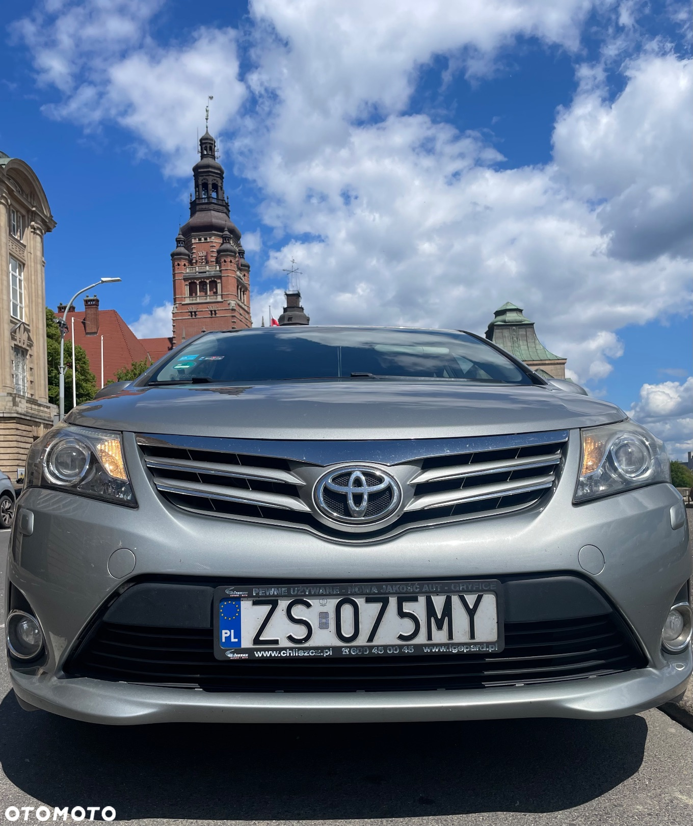 Toyota Avensis - 12