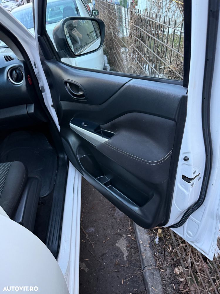 Nissan Navara Double Cab Acenta - 17