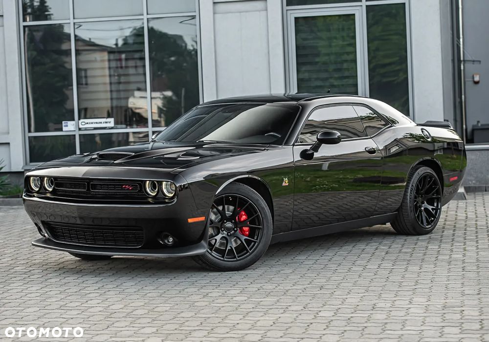 Dodge Challenger 6.4 Scat Pack - 6