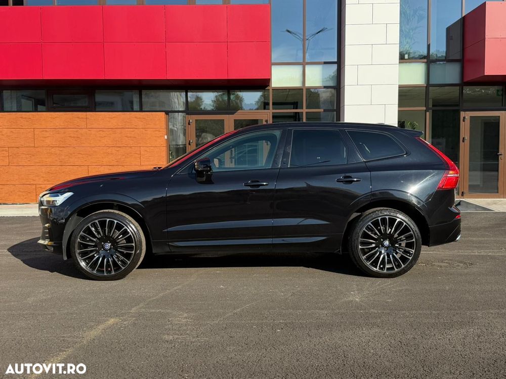 Volvo XC 60 B5 MHEV AWD R-Design - 4