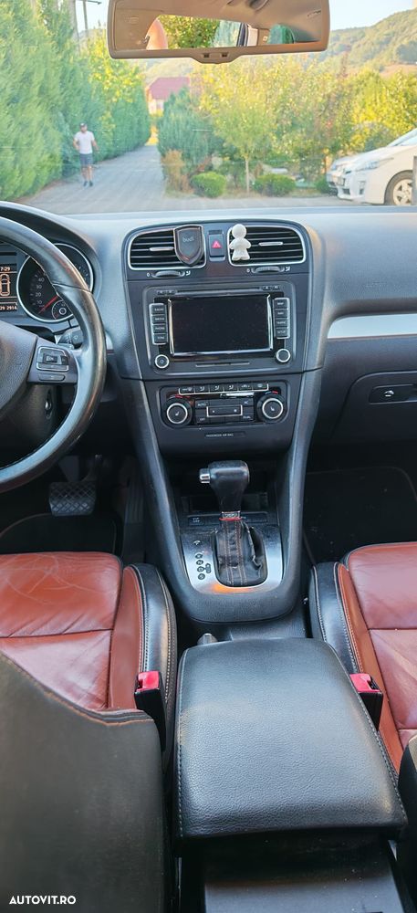 Volkswagen Golf 2.0 TDI Comfortline DPF DSG - 14