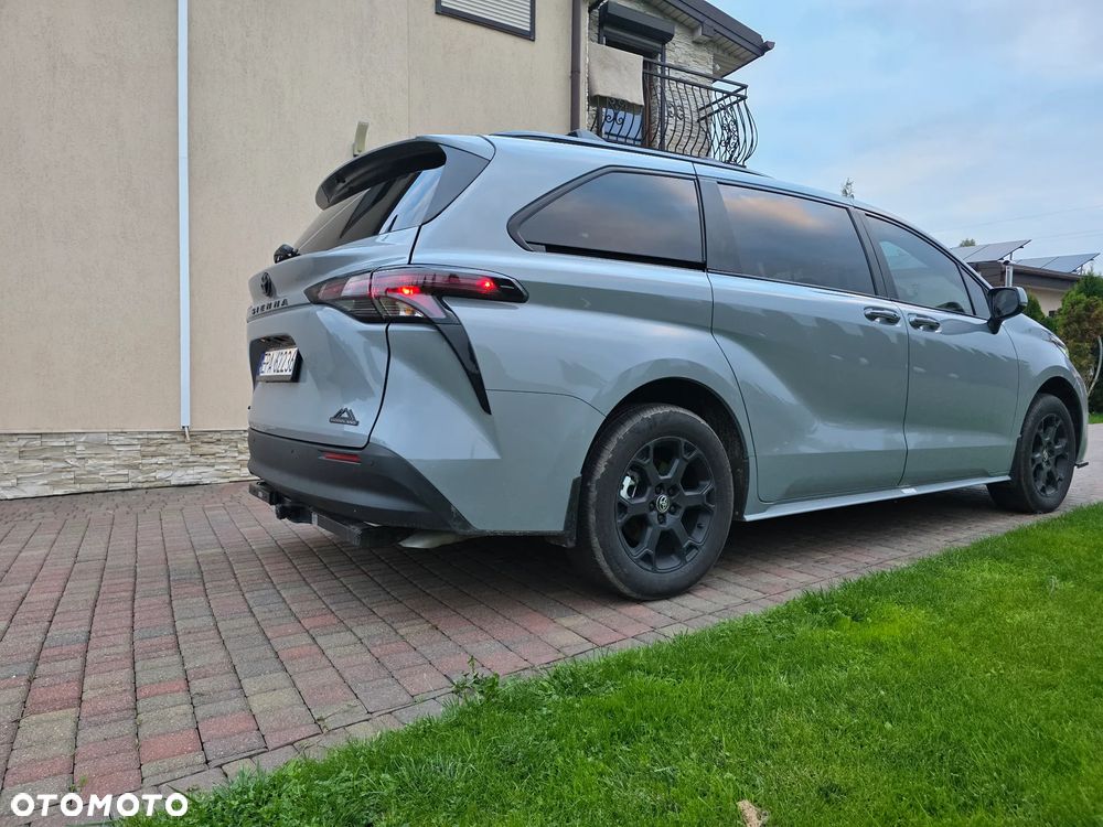 Toyota Sienna - 26