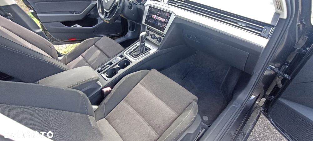 Volkswagen Passat 2.0 TDI BMT Comfortline DSG7 - 11