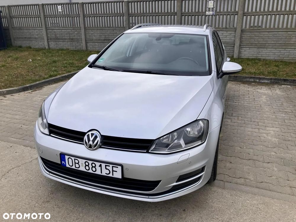 Volkswagen Golf 2.0 TDI BlueMotion Technology Lounge - 2
