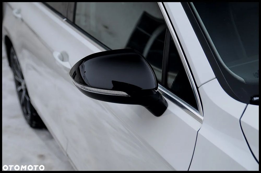 Volkswagen Passat Variant - 17