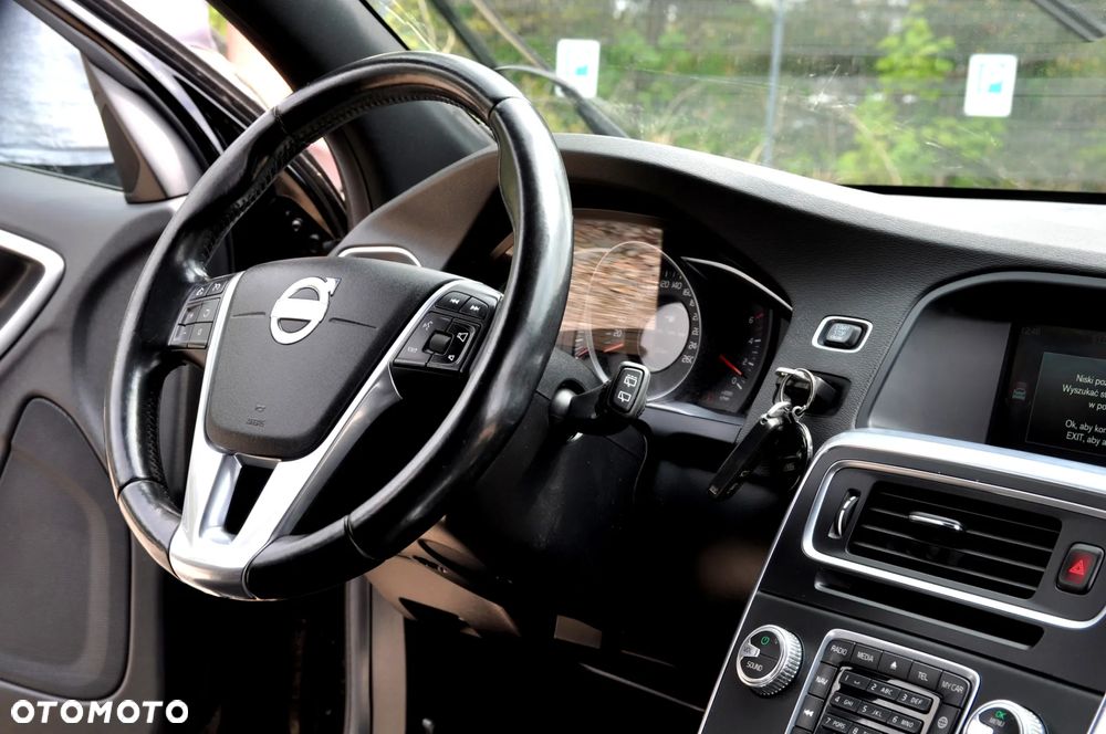 Volvo V60 D4 Drive-E Summum - 29
