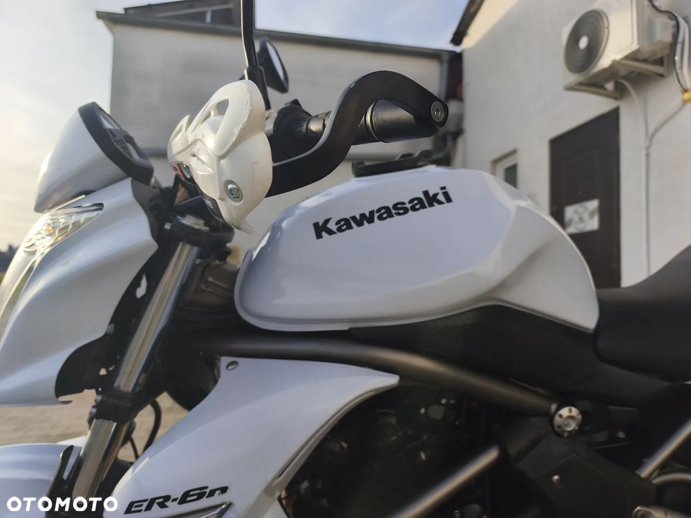 Kawasaki ER - 10