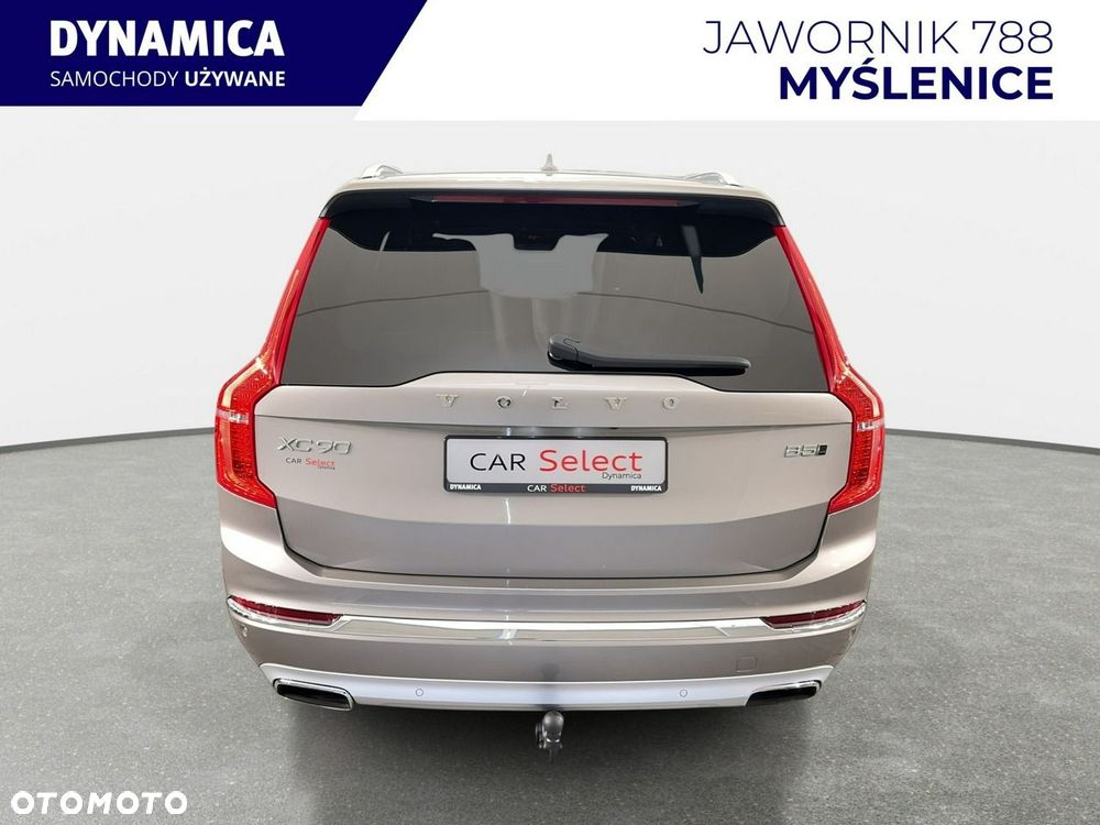 Volvo XC 90 - 8