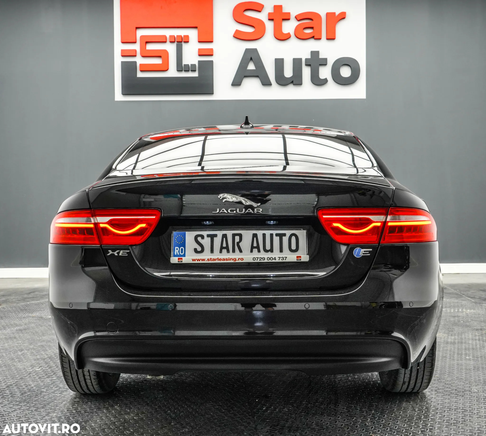 Jaguar XE 2.0 R-Sport - 5