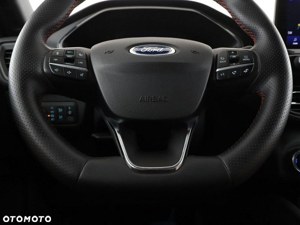 Ford Kuga - 22