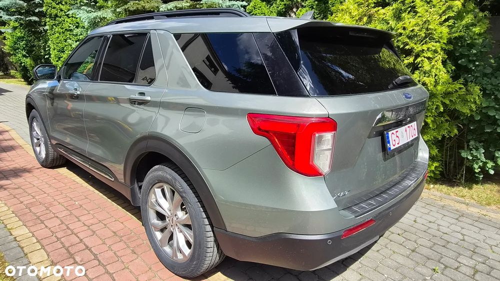 Ford Explorer - 4