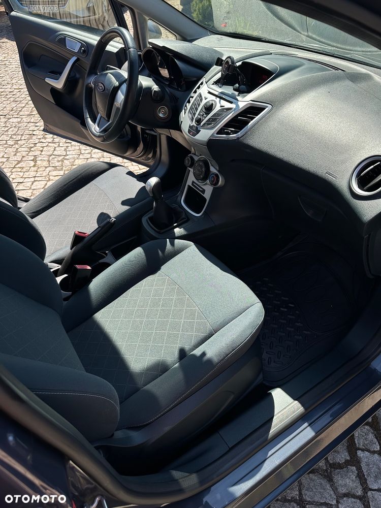 Ford Fiesta - 9