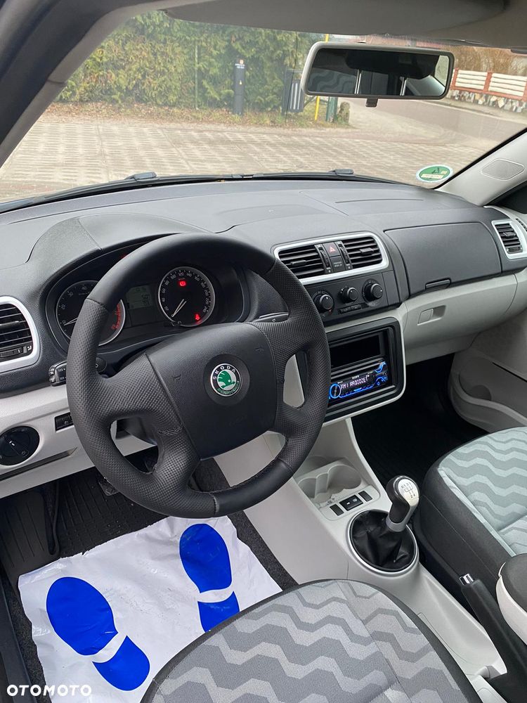 Skoda Fabia 1.2 HTP STYLE Edition - 28