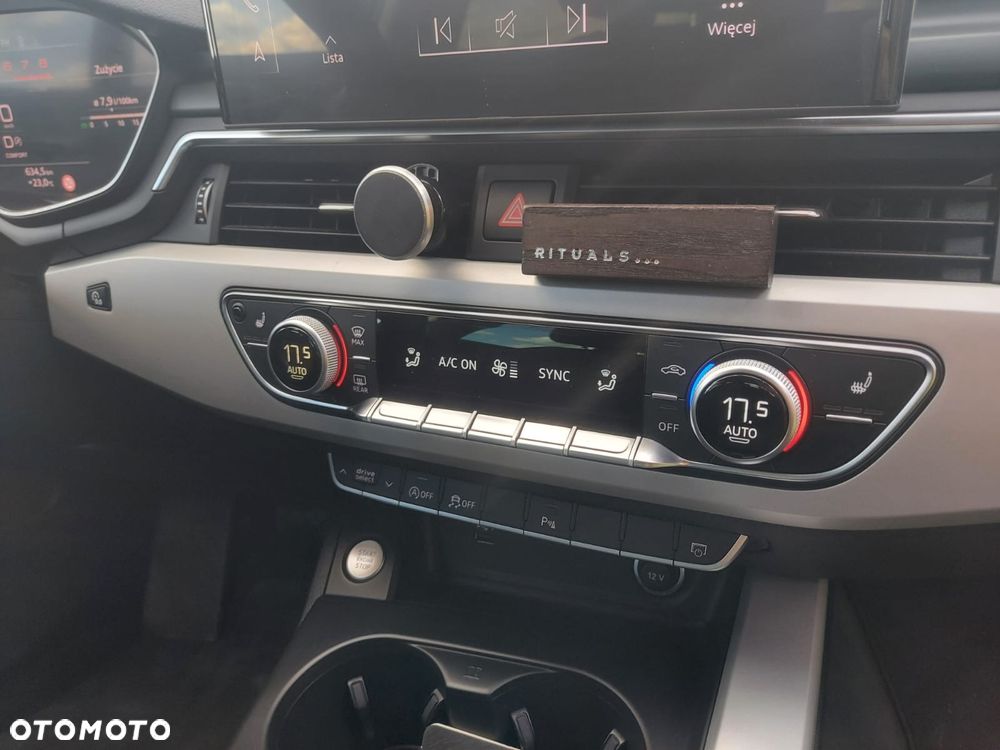 Audi A4 Avant 40 TFSI S tronic - 13