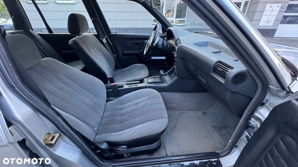 BMW Seria 3 - 16