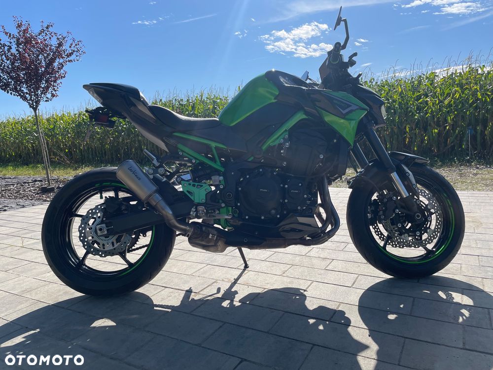 Kawasaki Z 900 - 10