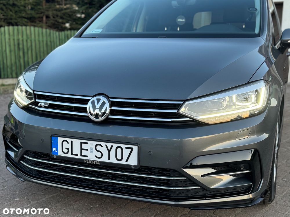 Volkswagen Touran - 14