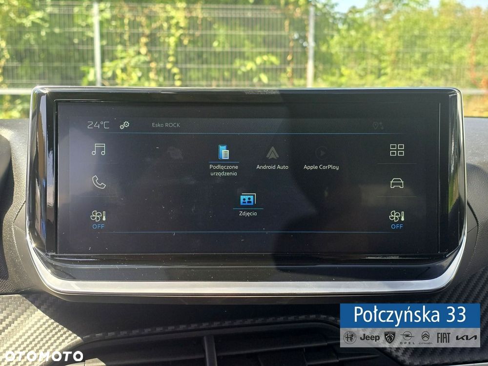 Peugeot 208 - 22