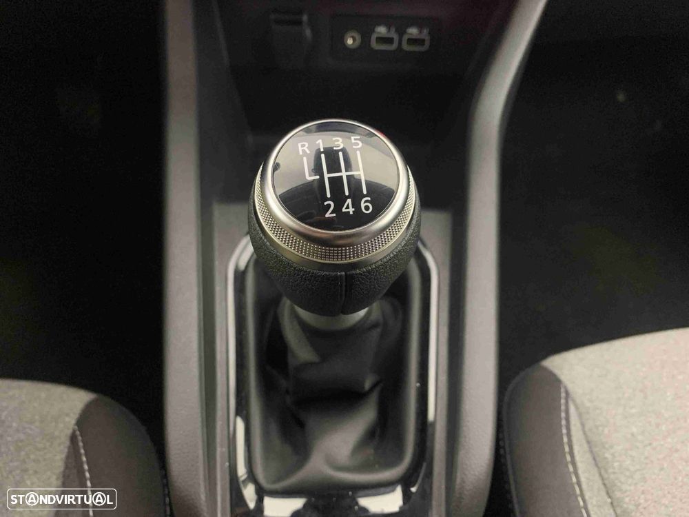 Renault Clio 1.0 TCe Evolution - 10