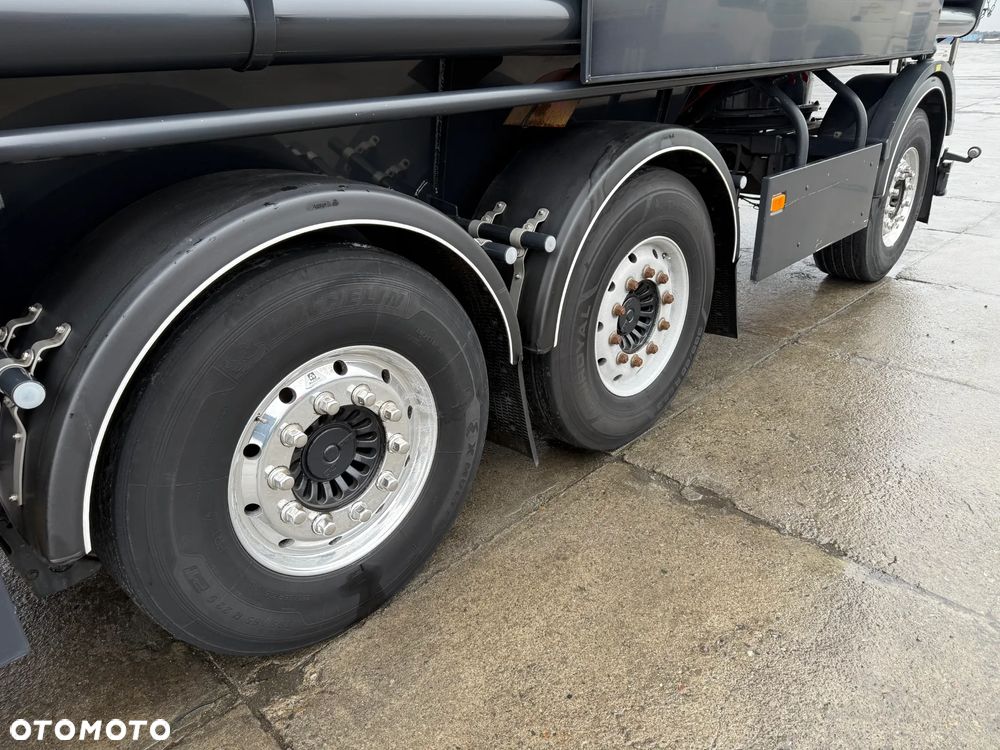 Welgro SAF 3 OSIE 2018 Beczka do paszy Silos Paszowóz - 3